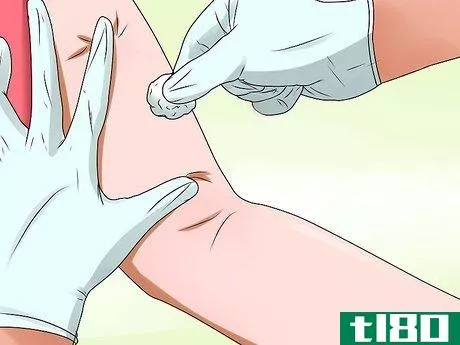 Image titled Administer a Flu Shot Step 5
