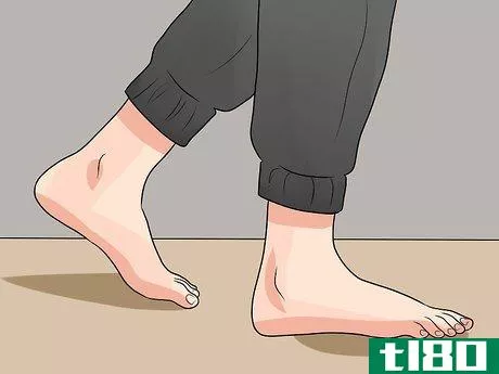 Image titled Avoid Getting Bunions Step 4