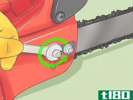 Image titled Adjust Chainsaw Tension Step 4