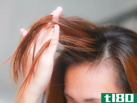 Image titled Apply Castor Oil for Hair Step 15