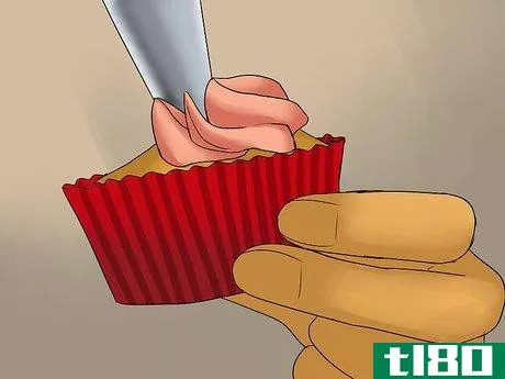 Image titled Add Filling to a Cupcake Step 19