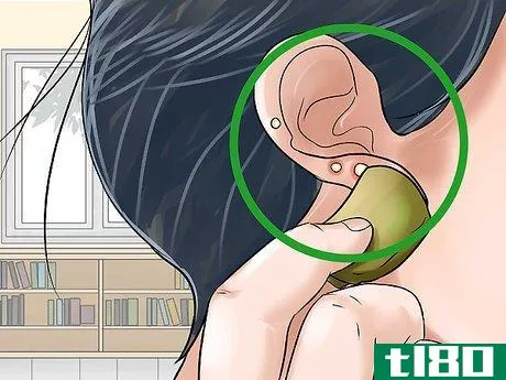 Image titled Care for an Auricle Piercing Step 3