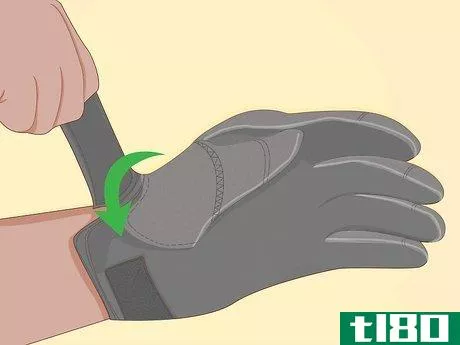 Image titled Buy Gardening Gloves Step 13