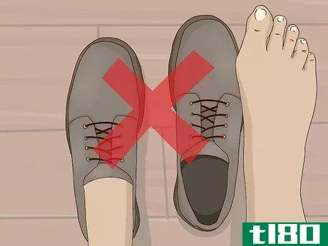 Image titled Buy Waterproof Shoes Step 14