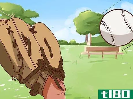 如何打破垒球手套(break in a softball glove)