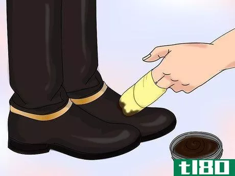 Image titled Bull Boots to a "British Army Shine" Step 10