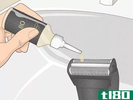 Image titled Apply Oil to an Electric Shaver Step 2