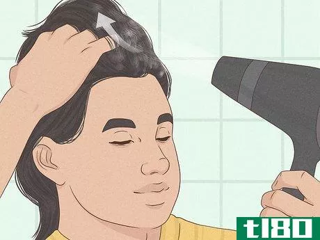 Image titled Blow Dry Men's Hair Step 8