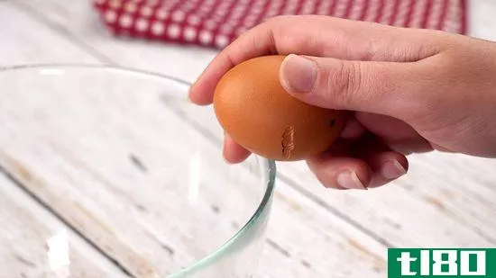 如何单手打破鸡蛋(break an egg with one hand)