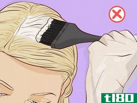 Image titled Bleach Your Hair Platinum Blonde Step 21