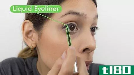 Image titled Apply Eyeliner to Small Round Eyes Step 3