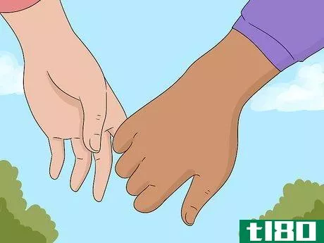 Image titled Ask Your Girlfriend to Hold Hands Step 13