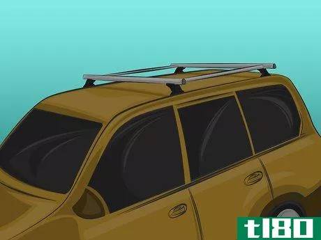 如何在车顶上放冲浪板(carry surfboards on the roof of a vehicle)