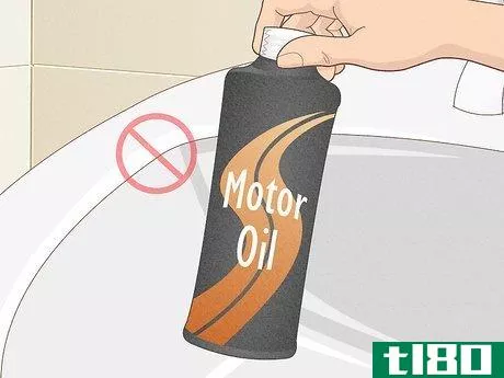 Image titled Apply Oil to an Electric Shaver Step 6