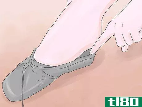 Image titled Buy Your First Pair of Pointe Shoes Step 6