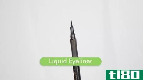 如何用铅笔画眼线(apply pencil eyeliner)