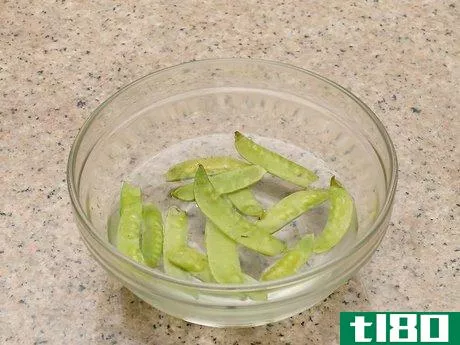Image titled Clean Snap Peas Step 13