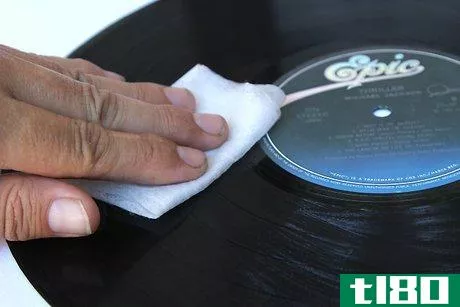 Image titled Clean a Vinyl Record with Wood Glue Step 4
