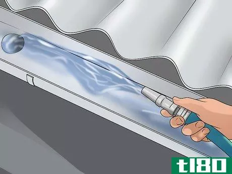 Image titled Clean Aluminum Gutters Step 4