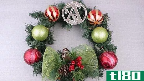 Image titled Decorate a Christmas Wreath Step 11
