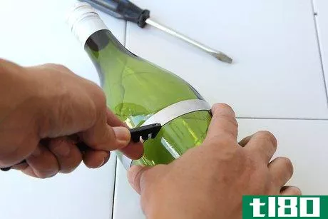 Image titled Cut Wine Bottles for Crafts Step 5