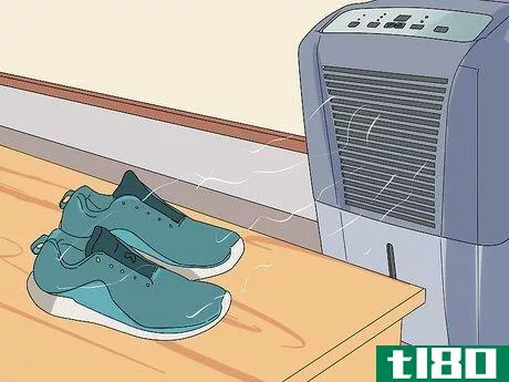 Image titled Clean Tennis Shoes Step 6