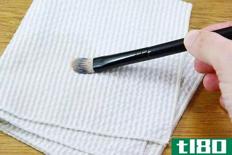 Image titled Clean Makeup Brushes with Alcohol Step 9