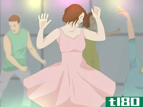 Image titled Dance at a Nightclub Step 12