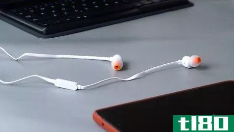 Image titled Clean Your Headphones Step 11