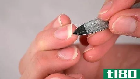 如何清洁你的指甲(clean your fingernails)