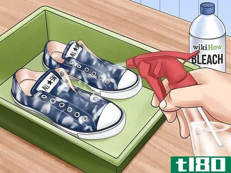 Image titled Customize Your Converse Shoes Step 3