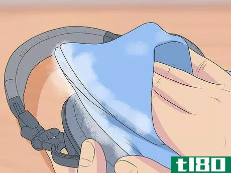 Image titled Clean Earplugs Step 9