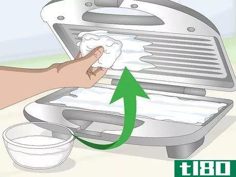 Image titled Clean a Panini Grill Step 4