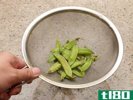 Image titled Clean Snap Peas Step 4