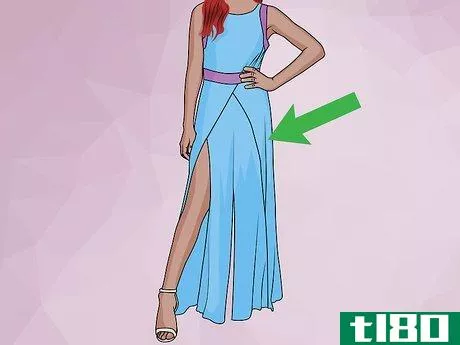 如何选择独特的伴娘服装(choose unique bridesmaid apparel)