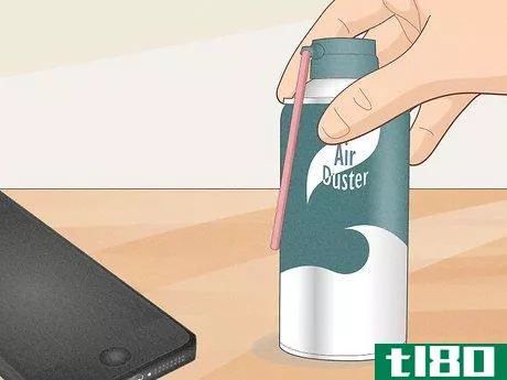 Image titled Clean a USB C Charging Port Step 1