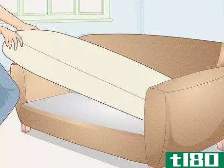 Image titled Cover a Sofa for Moving Step 4
