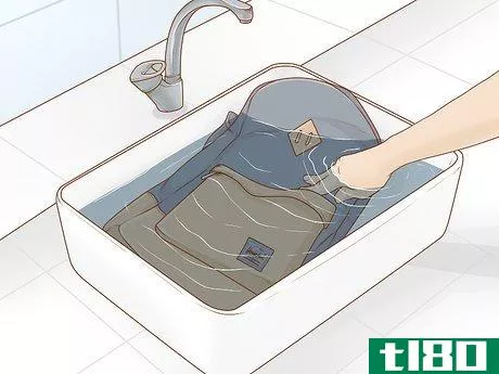 Image titled Clean a Herschel Backpack Step 7
