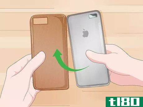 如何清洁一个皮制iphone手机壳(clean a leather iphone case)