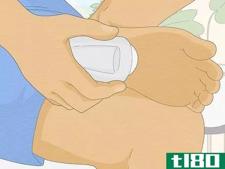Image titled Control Foot Odor with Baking Soda Step 16
