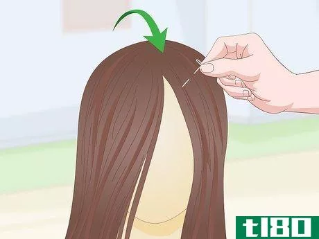 Image titled Cut a Wig Step 1
