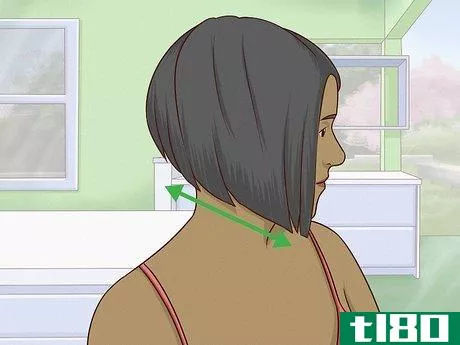 Image titled Cut the Back of a Bob Haircut Step 17