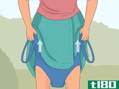 Image titled Change Into Your Bathing Suit if You Aren't in a Stall (Girls) Step 9