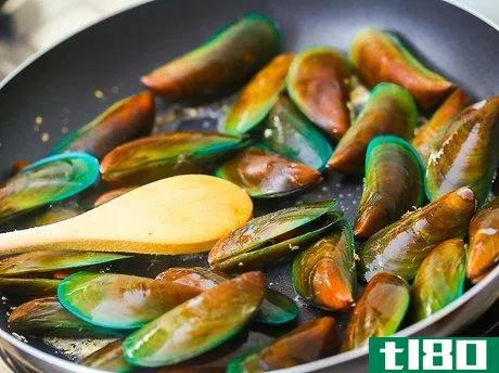 Image titled Cook Mussels Step 37