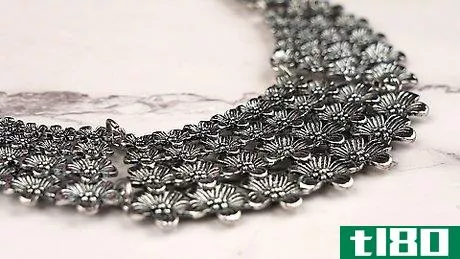 Image titled Clean a Silver Necklace Step 4