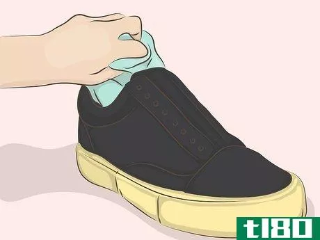 Image titled Customize Black Shoes Step 8