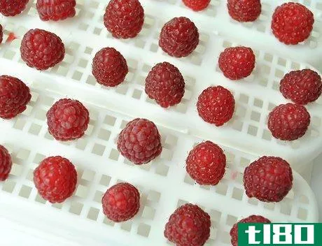 Image titled Dehydrate Raspberries Step 5