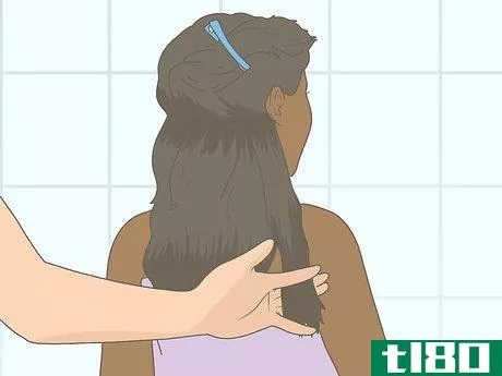 Image titled Cut Wavy Hair Yourself Step 12