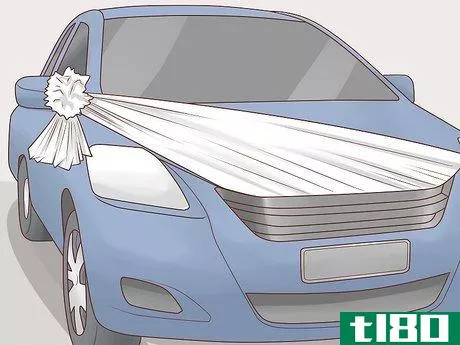 Image titled Decorate a Wedding Car with Ribbon Step 10