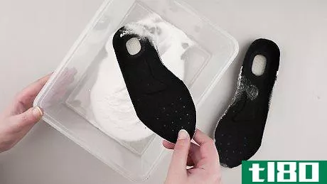 Image titled Clean Shoe Insoles Step 12